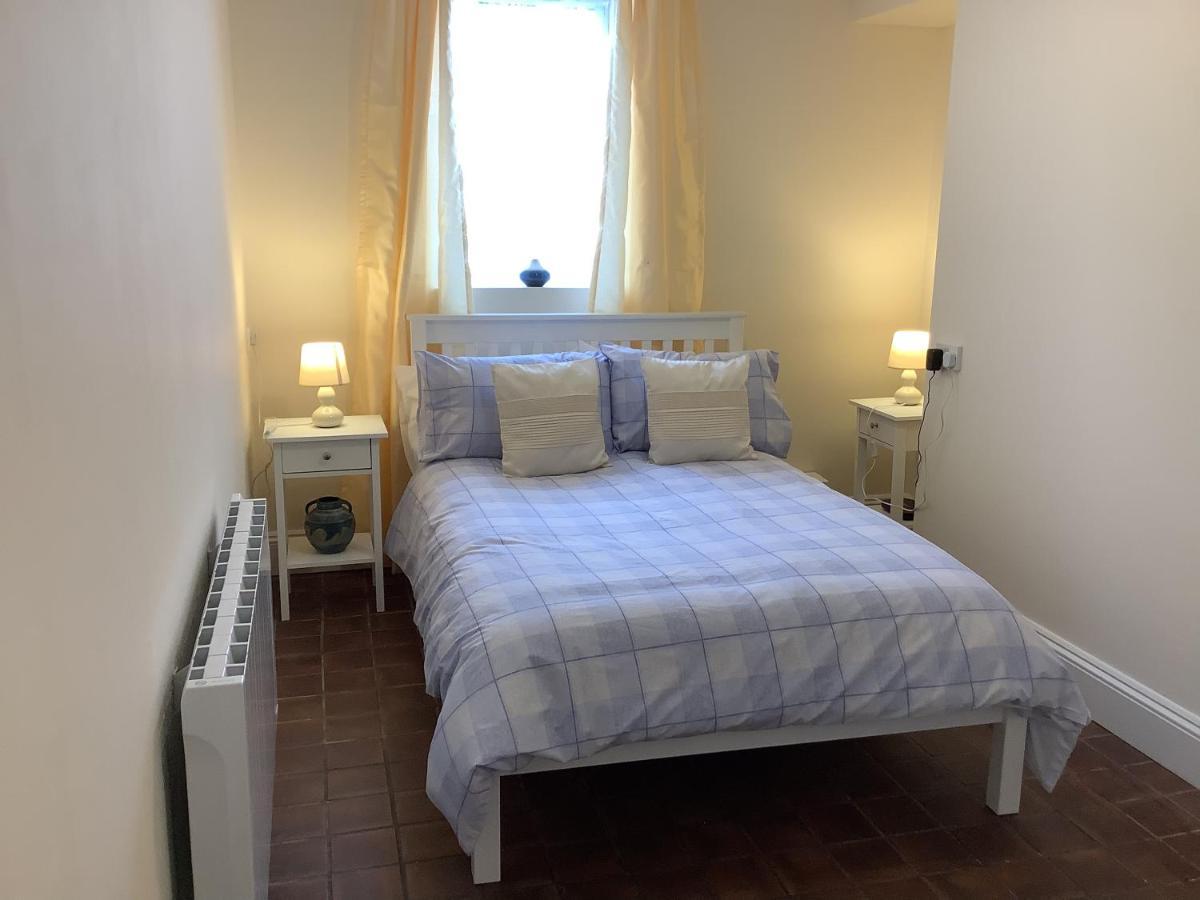 1 - Bed Ground Floor Apartment Tenby Extérieur photo